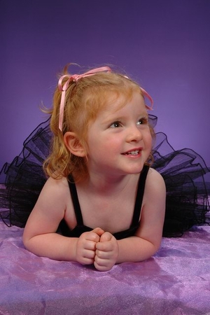 Chloe2yrsBlkTutu.jpg